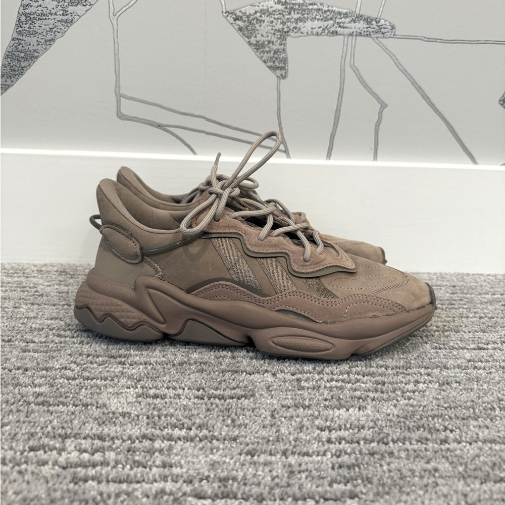 Like Brand New - ADIDAS Ozweego Sneakers